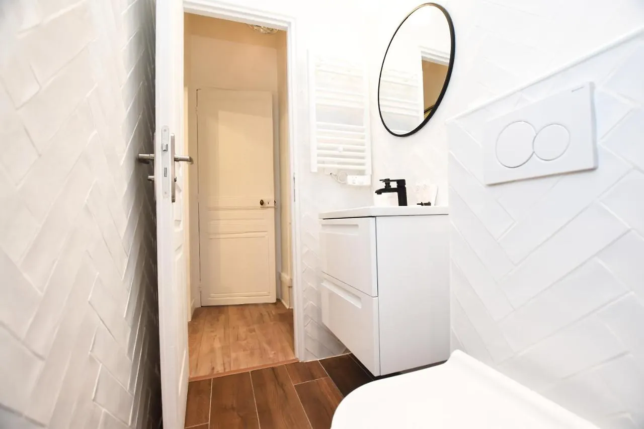 Appartement CMG Michel Bizot / Trousseau à Paris